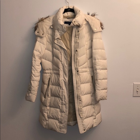 Cole Haan white puffer coat, detachable hood